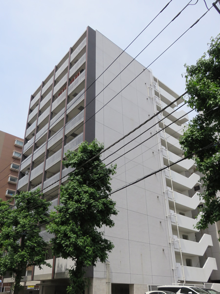 シュプレ新横浜の外観