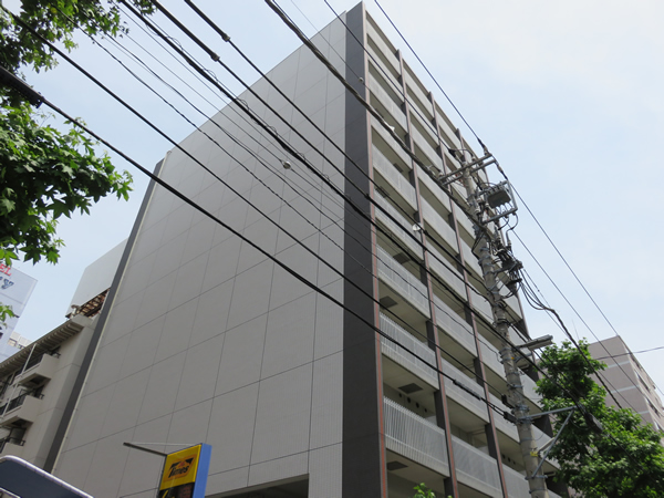 シュプレ新横浜の外観