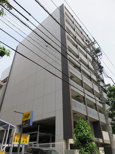 シュプレ新横浜の外観