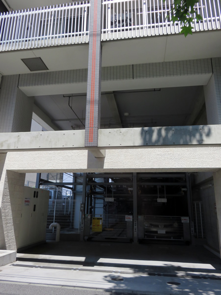 シュプレ新横浜の外観