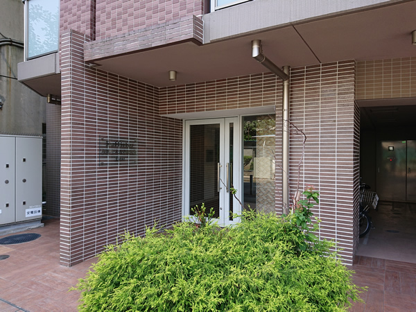 ラフィスタ伊勢佐木長者町駅前ウエストの外観