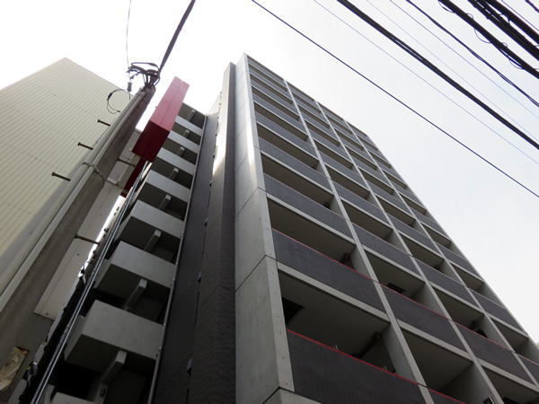 クレイシア新横浜の外観