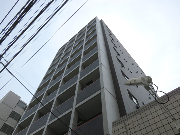 クレイシア新横浜の外観