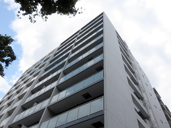 ジェノヴィア新横浜スカイガーデンの外観