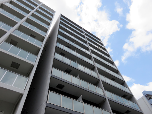 ジェノヴィア新横浜スカイガーデンの外観