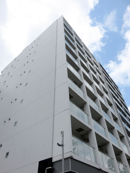 スパシエエル新横浜の外観