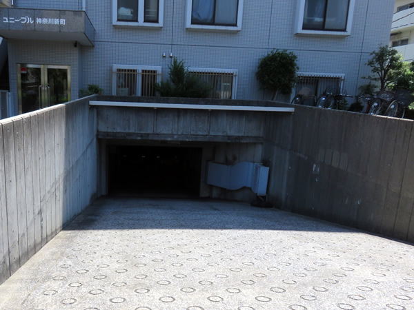 ユニーブル神奈川新町の外観