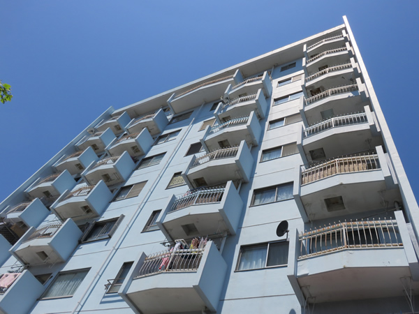 神奈川新町コーポの外観