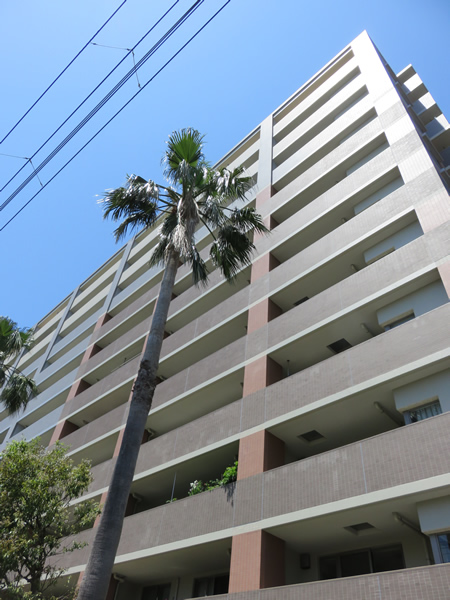 ライオンズマンションセントワーフ横濱ハーバーコートの外観