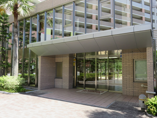 ライオンズマンションセントワーフ横濱ハーバーコートの外観