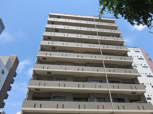 アルカーデン新横浜の外観