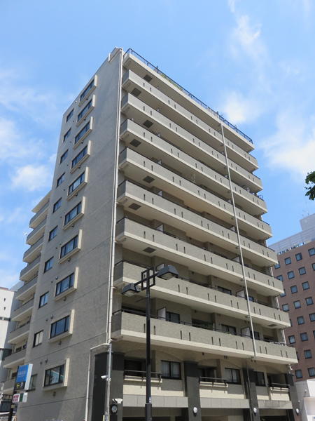 アルカーデン新横浜の外観