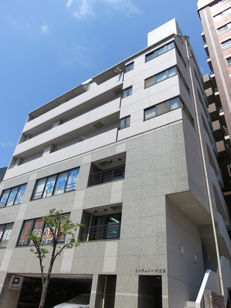 センチュリー新横浜の外観