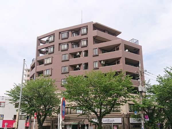 シャルムコート東村山ステーションパレスの外観