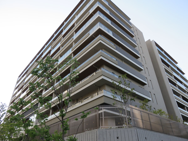 ドレッセＷＩＳＥたまプラーザＣＯＵＲＴ［Ｃ］の外観