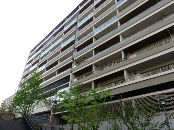 ドレッセＷＩＳＥたまプラーザＣＯＵＲＴ［Ｃ］の外観