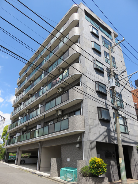 エクセレントハイツ横浜の外観