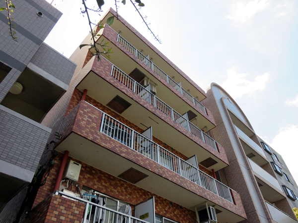 ライオンズマンション神奈川新町第2の外観