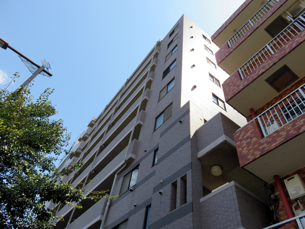 ウィナス新町の外観