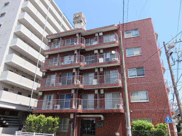 ライオンズマンション神奈川新町第2の外観