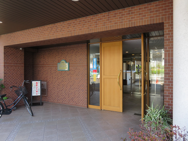 ダイアパレスベイフロント神奈川新町の外観