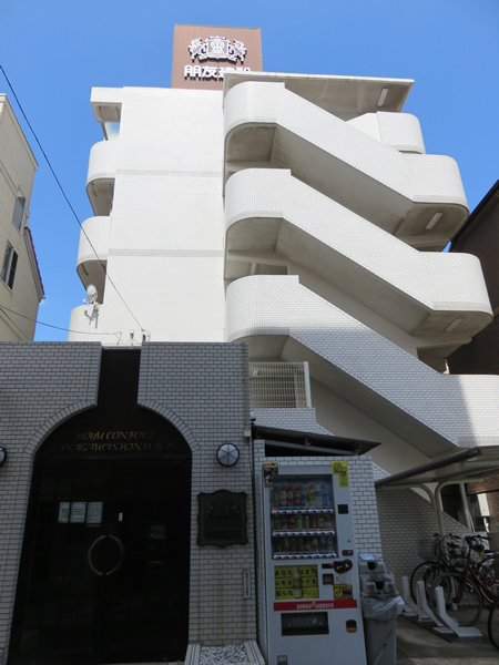 ホーユウコンフォルト神奈川新町の外観