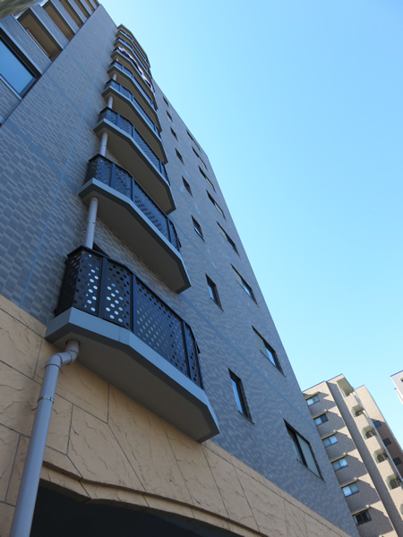 ベルクレール横濱ベルヴィーの外観