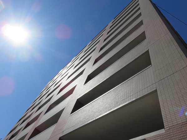 ライオンズプラザ横浜サウスステージの外観