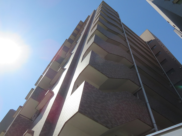 プランヴェール吉野町の外観