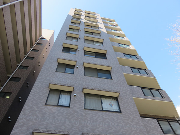 ルミナス横浜阪東橋の外観