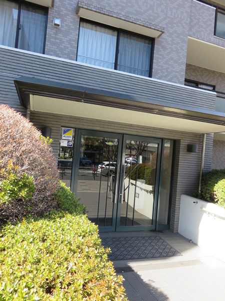 ルミナス横浜阪東橋の外観