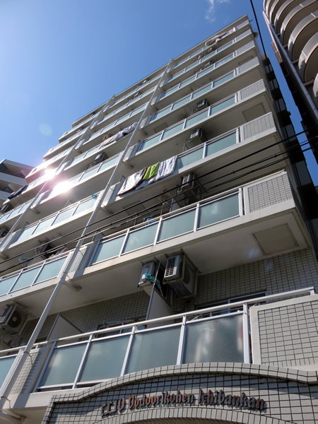 クリオ大通り公園1番館の外観