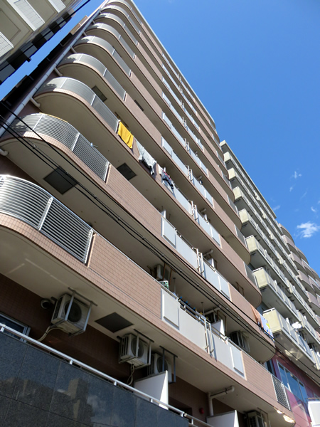 パルナス阪東橋の外観