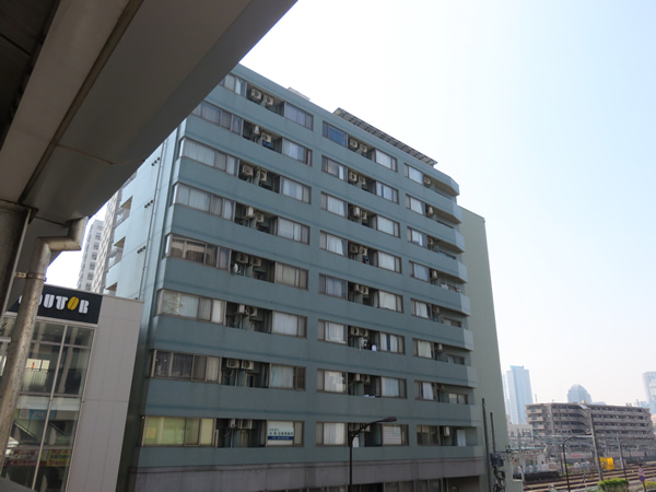 サンハロー東神奈川駅前の外観