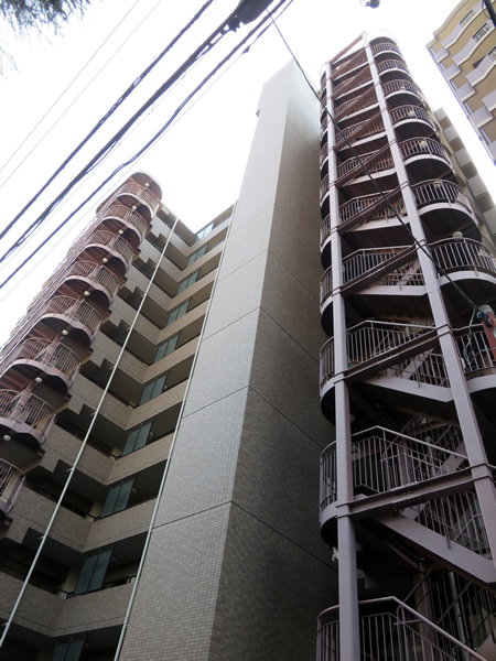 ダイアパレス東神奈川ベイフロントの外観