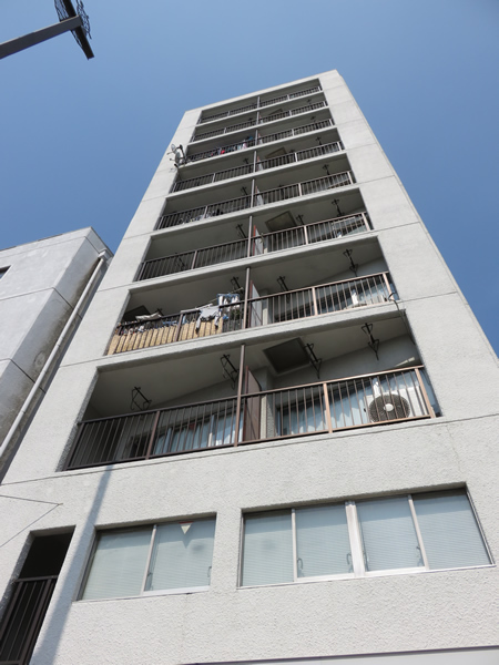 東神奈川クインビルの外観