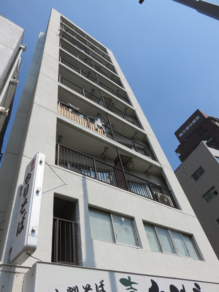 東神奈川クインビルの外観