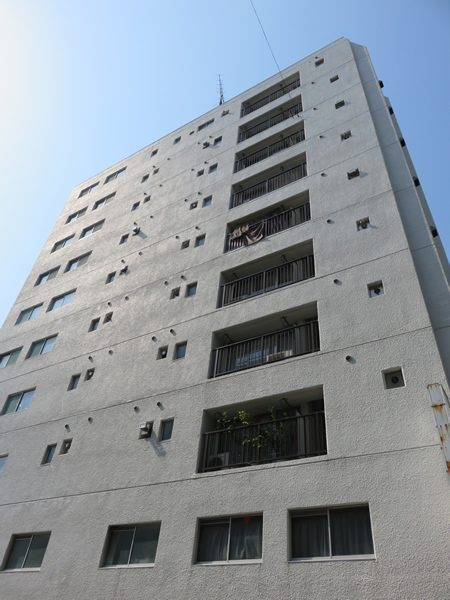 東神奈川クインビルの外観