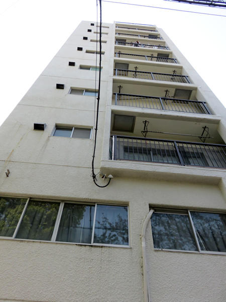 東神奈川クインビルの外観