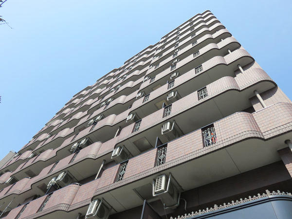 グリフィン横浜ベイグランデ2番館の外観