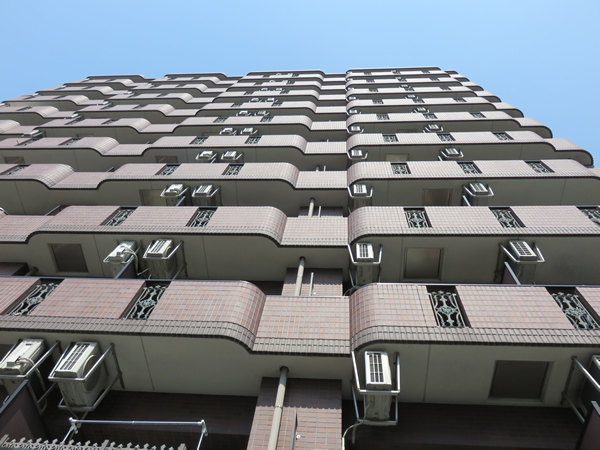 グリフィン横浜ベイグランデ2番館の外観