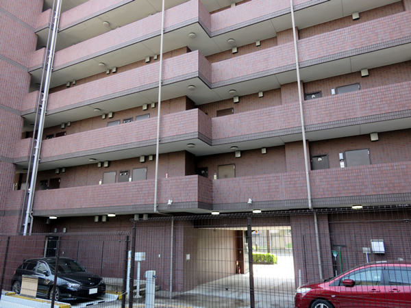 グリフィン横浜ベイグランデ2番館の外観