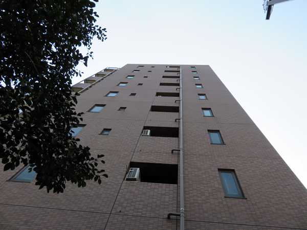 クリオ東神奈川2番館の外観