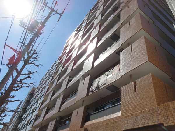 ライオンズマンション横浜大通り公園第2の外観