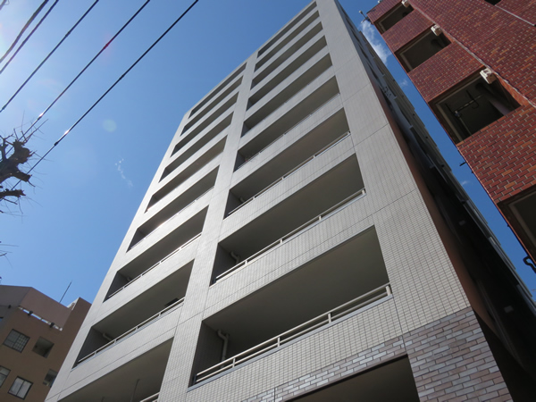 ガーデングラス横浜大通り公園の外観