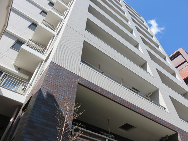 ガーデングラス横浜大通り公園の外観