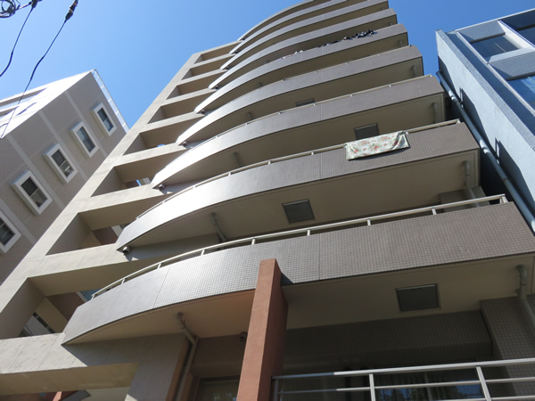 トースト横浜大通り公園の外観