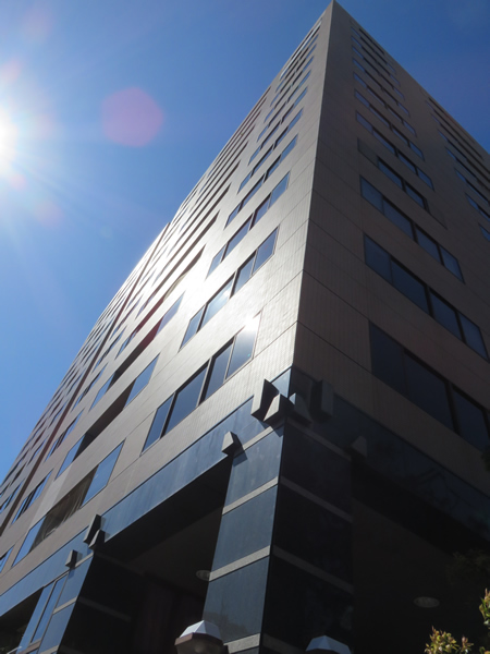 ストークタワー大通り公園1の外観