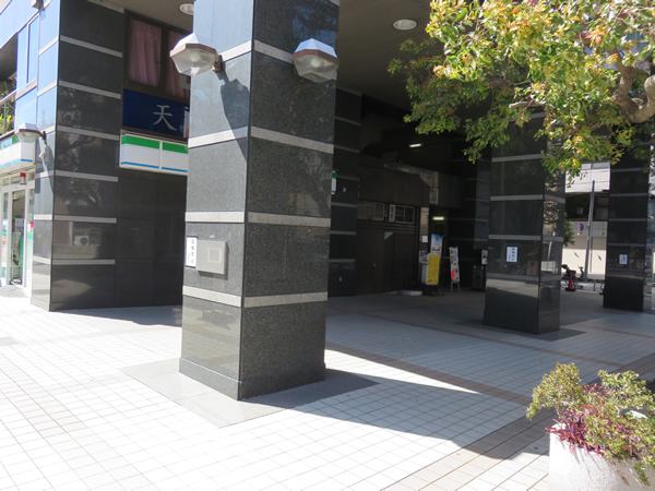 ストークタワー大通り公園1の外観