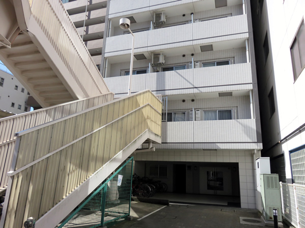 ラシード東神奈川駅前の外観